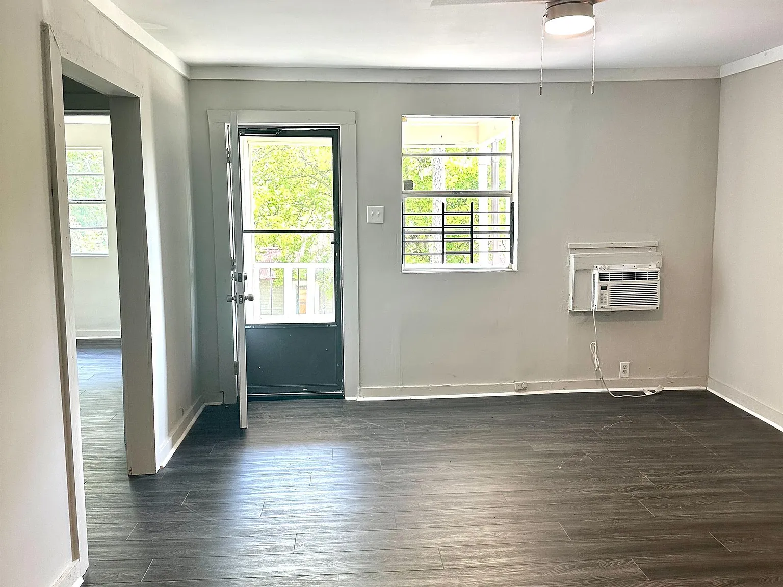 328 54th Street, Fairfield, AL 35064 - — Photo 3