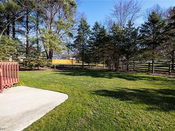 3rd image of 1466 Ashton Way