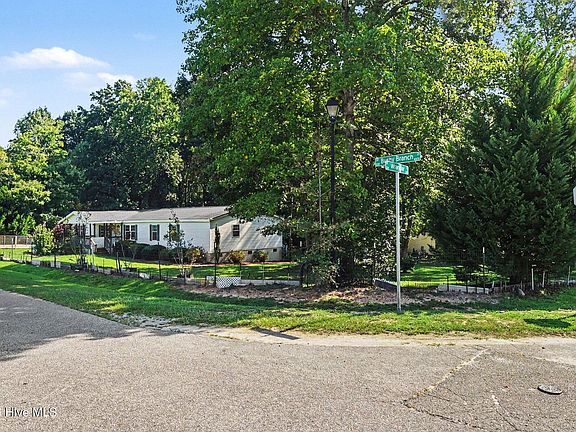 4th image of 4521 Bushy Branch Drive