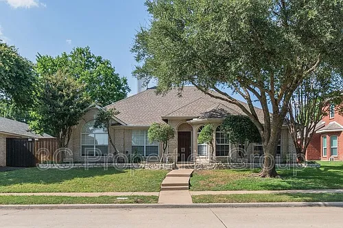 1316 Lochness Dr Photo 1