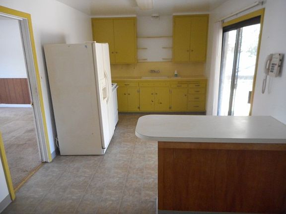 4th image of 2700 23rd Ave