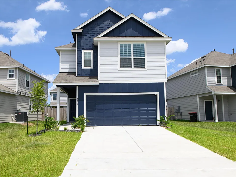 22210 Regal Heights Ln