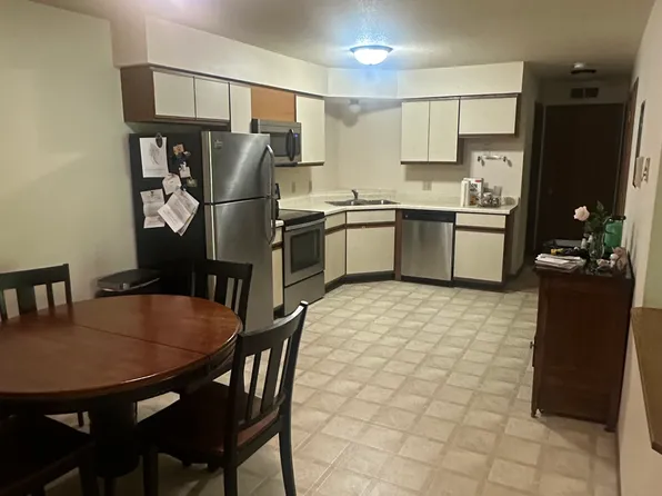1554 Namekagon St APT 15, Hudson, WI 54016