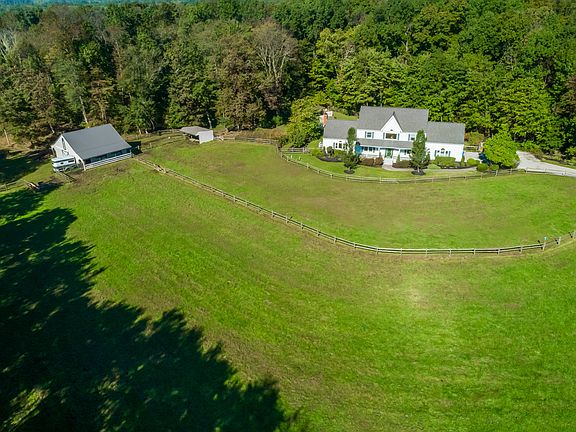Approx 4 acres under pasture