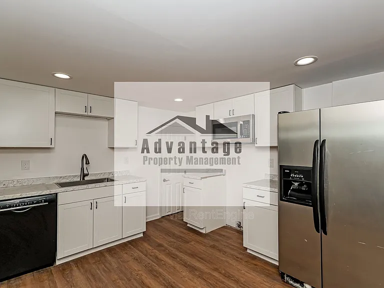 1455 Helen Ln SW — Photo 8
