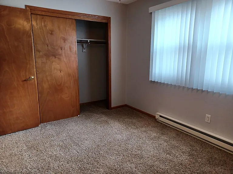 ONE & TWO BEDROOM APARTMENTS IN ANKENY! — Photo 17