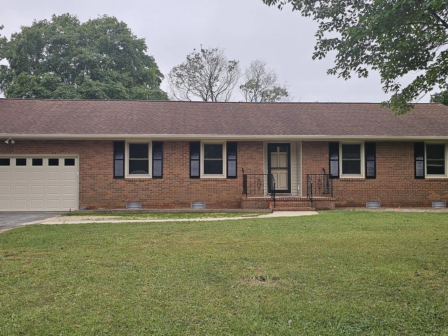3 bed, 1435 sqft, $1,800 — Photo 3