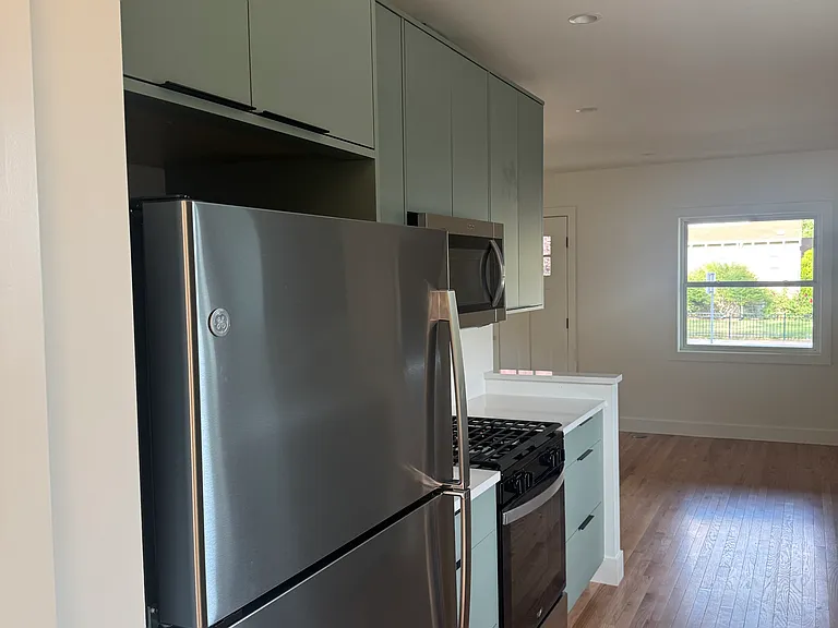 491 S Franklin St — Photo 7