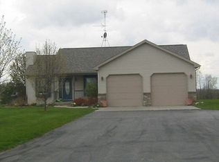 8665 Webster Rd, Freeland, MI 48623