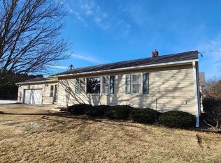 140 1st St NE, Plainview, MN 55964