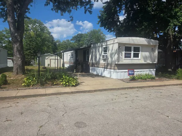 109 Poplar Dr #109POP, Morton, IL 61550