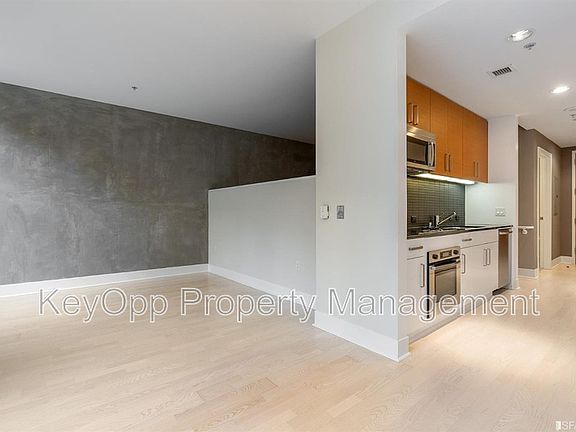 5th image of 74 New Montgomery St