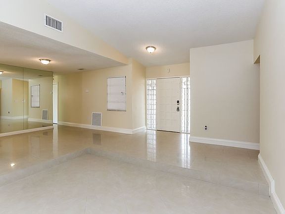 2nd image of 505 NW 136th Ct