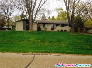 28666 Greencastle Rd, Farmington Hills, MI 48334
