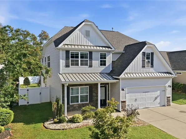 5465 Holbein Gate Rd, Walkertown, NC 27051