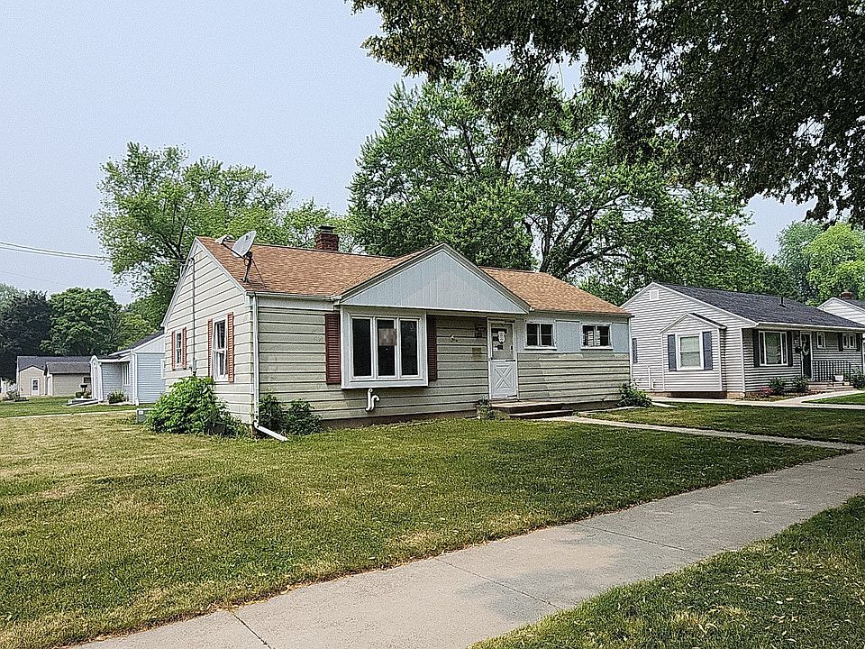 1744 13th Ave, Green Bay, WI 54304 Zillow