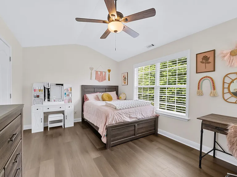 3412 Clegg Dr — Photo 22
