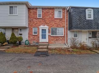 665 Hochelaga St #25, Ottawa, ON K1K 2E8