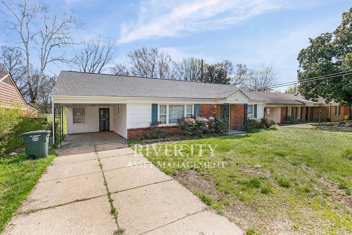 Building Photo - 3240 Boxdale St