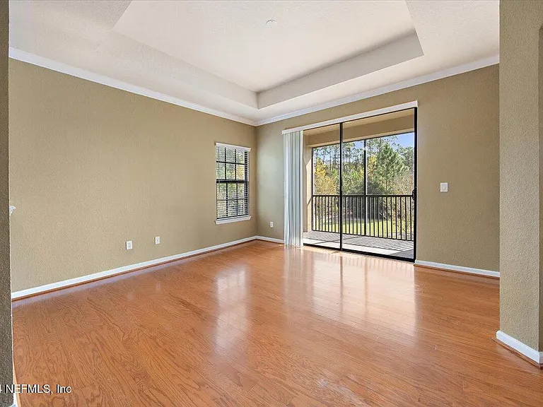180 Calle El Jardin St #201 — Photo 4