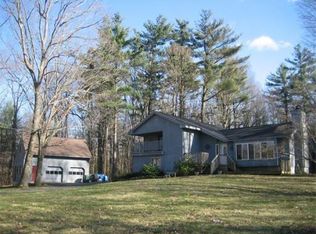 52 A F Putnam Rd, Charlton, MA 01507