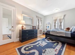 93 Durland Rd, Lynbrook, NY 11563