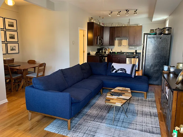 1414 N Bosworth Ave #3R — Photo 5