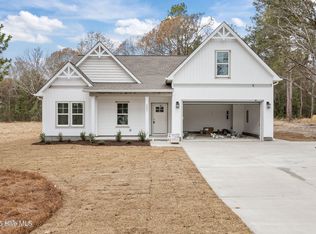 2401 Sunset Harbor Rd SE, Bolivia, NC 28422