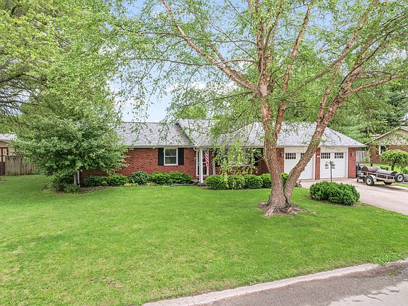 2nd image of 437 Schleter Ct