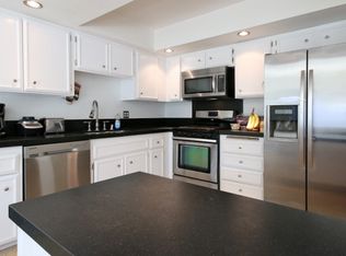 2580 Luciernaga St, Carlsbad, CA 92009