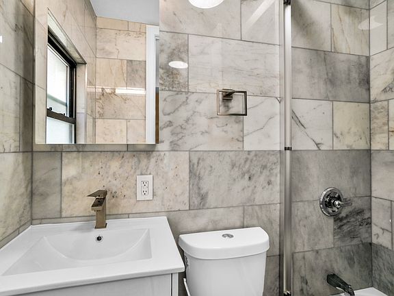 5th image of 330 W 84th St APT 2R