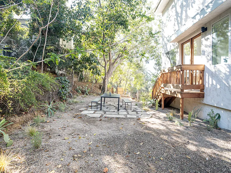 2210 3/4 Echo Park Ave — Photo 10