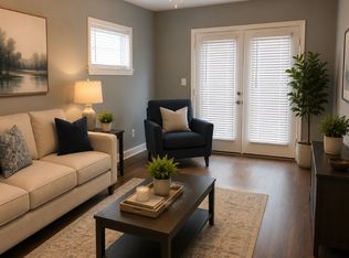 2626 Alanmede Rd, Louisville, KY 40205