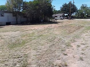 524 Chadbourne St, Robert Lee, TX 76945