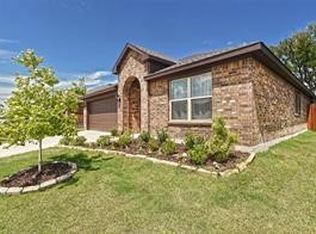 650 Langdon St, Lavon, TX 75166