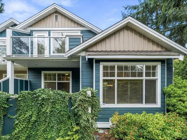 6347 Pinewood Ln, Nanaimo, BC V9V 1A4