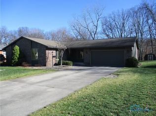 1115 Powell View Dr, Defiance, OH 43512