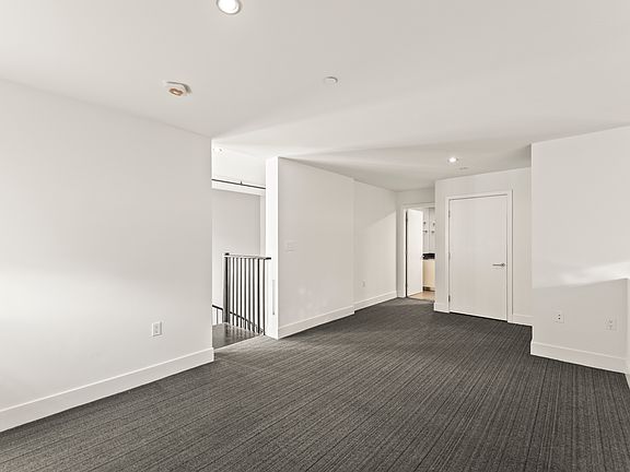 4th image of 1700 Sawtelle Blvd APT 101