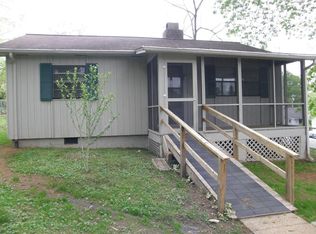 115 Tucker Rd, Oak Ridge, TN 37830