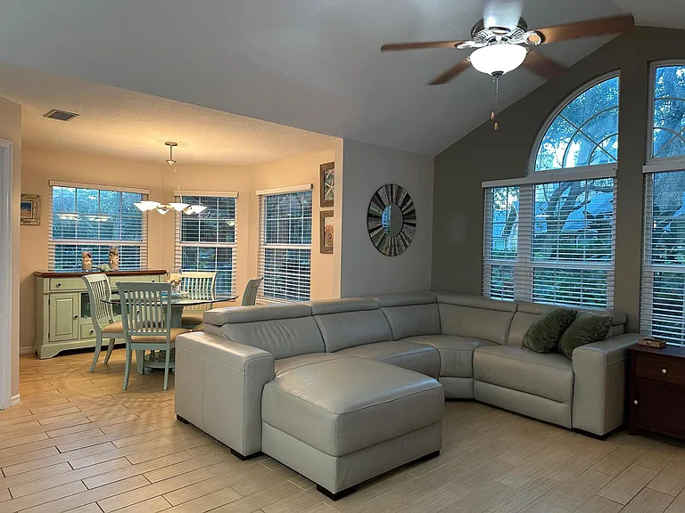 875 Windover Ct #51-D — Photo 18