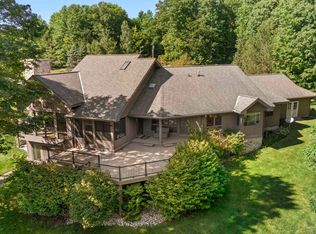 11775 Golfview Rd, Bear Lake, MI 49614