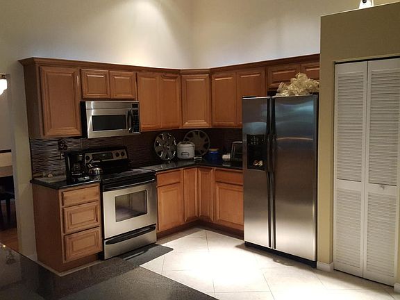 4th image of 18551 Lake Bend Dr