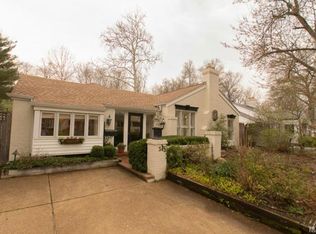 34 Magnolia Dr, Saint Louis, MO 63124