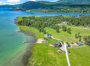 296 Camp Peine Rd, Sagle, ID 83860