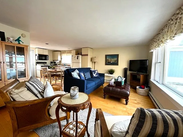 11 Ocean Avenue Ext — Photo 6