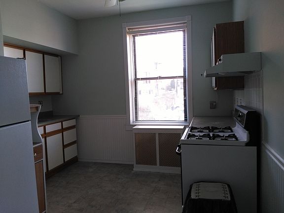 3rd image of 2920 W Liberty Ave #2918-B