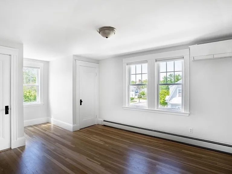 198 Cedar St — Photo 18