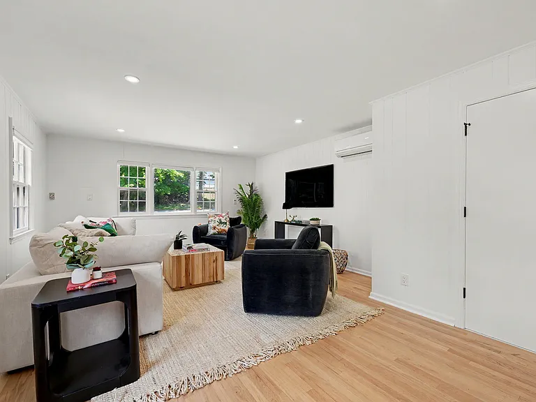 75 Vincent Ave — Photo 21
