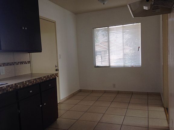 2nd image of 1240 W 87th St APT B