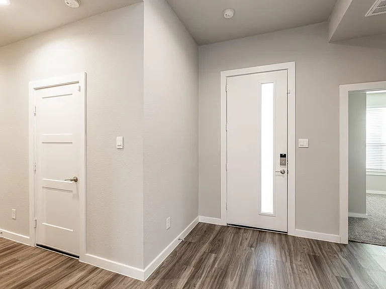 22806 Theodoli Dr — Photo 4